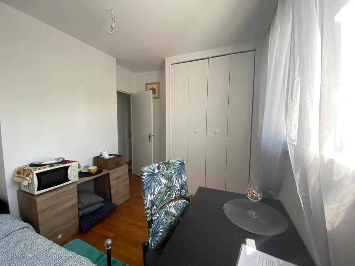 Bedroom In A House/ Chambre Dans Une Maison Épinay-sur-Orge Exterior foto